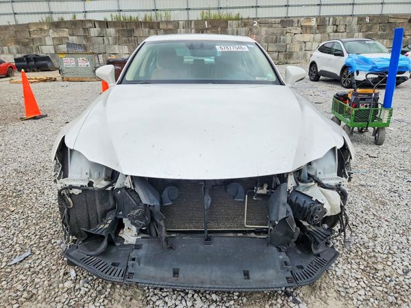 2016 LEXUS IS