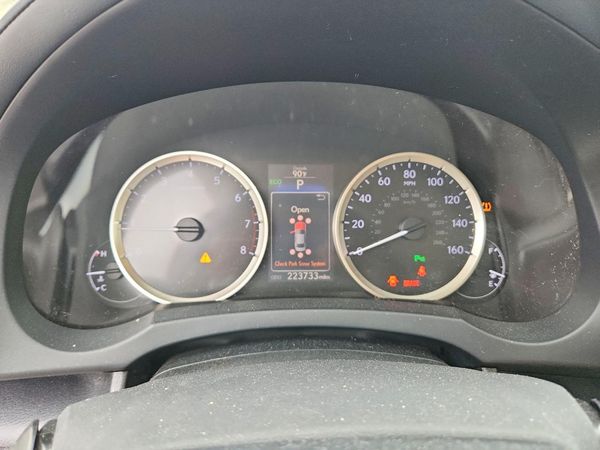 2016 LEXUS IS