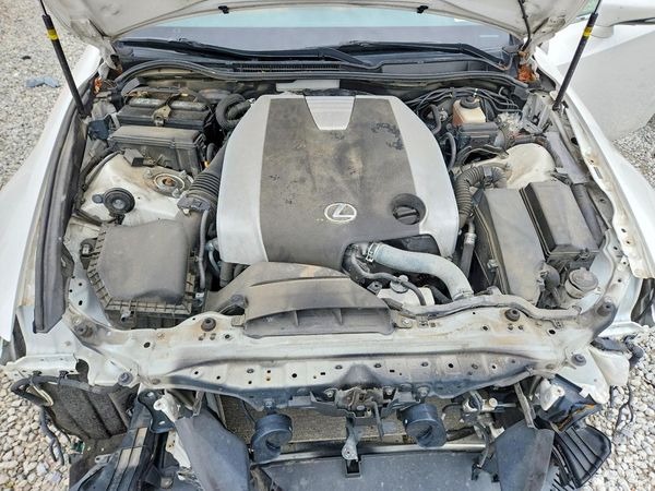 2016 LEXUS IS