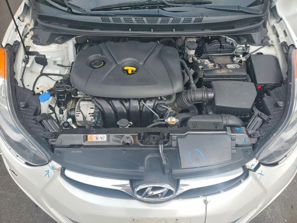 2013 HYUNDAI ELANTRA