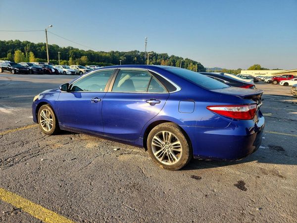 2015 TOYOTA CAMRY