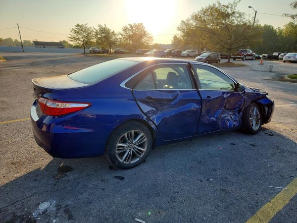 2015 TOYOTA CAMRY