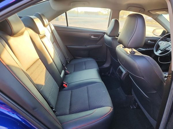 2015 TOYOTA CAMRY