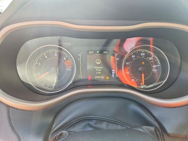 2016 JEEP CHEROKEE Sport — ODOM
