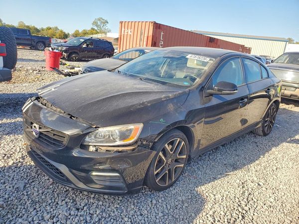 2017 VOLVO S60 Dynamic