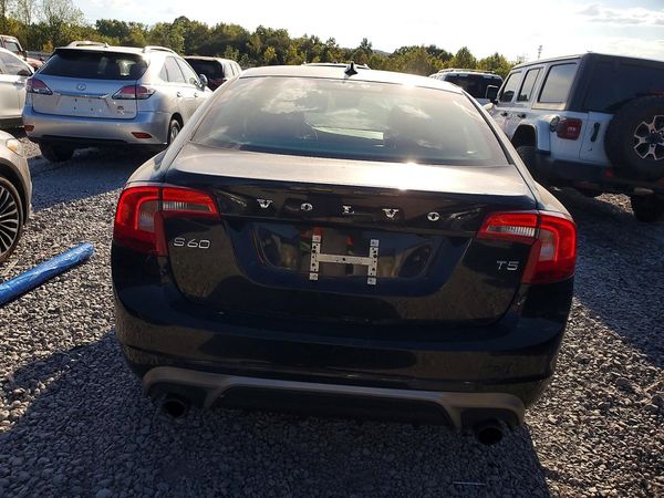 2017 VOLVO S60 Dynamic