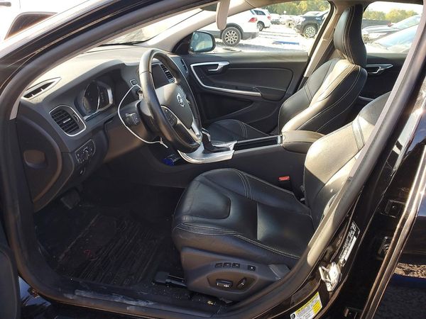 2017 VOLVO S60 Dynamic