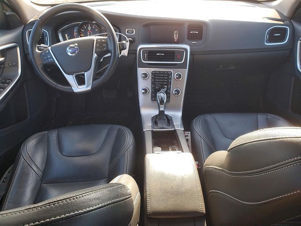 2017 VOLVO S60 Dynamic
