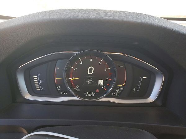 2017 VOLVO S60 Dynamic