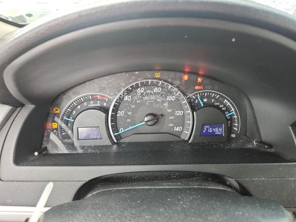 2012 TOYOTA CAMRY