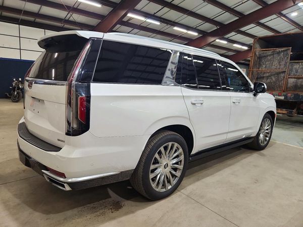 2022 CADILLAC ESCALADE Premium Luxury — PSRA