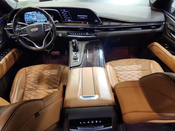 2022 CADILLAC ESCALADE Premium Luxury — CKPT