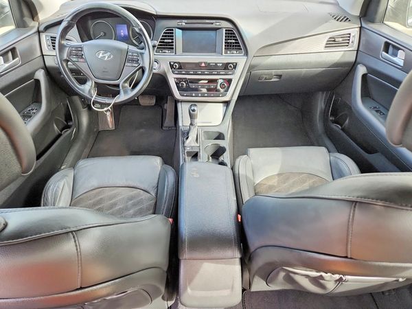2017 HYUNDAI SONATA