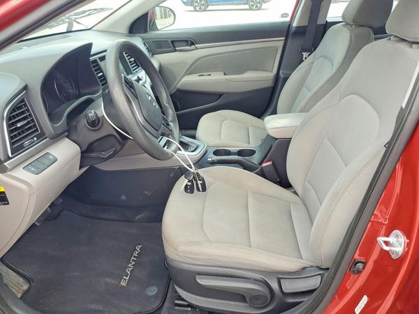 2017 HYUNDAI ELANTRA
