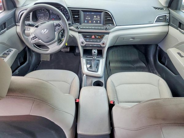 2017 HYUNDAI ELANTRA