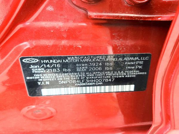 2017 HYUNDAI ELANTRA