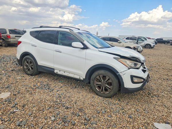 2013 HYUNDAI SANTA FE — Passenger 3/4