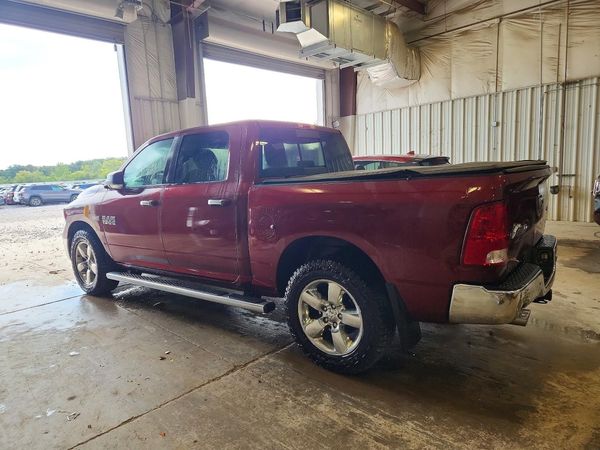 2016 RAM 1500 SLT