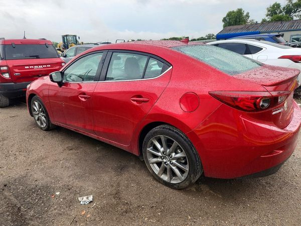 2018 MAZDA 3