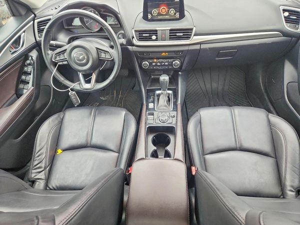 2018 MAZDA 3