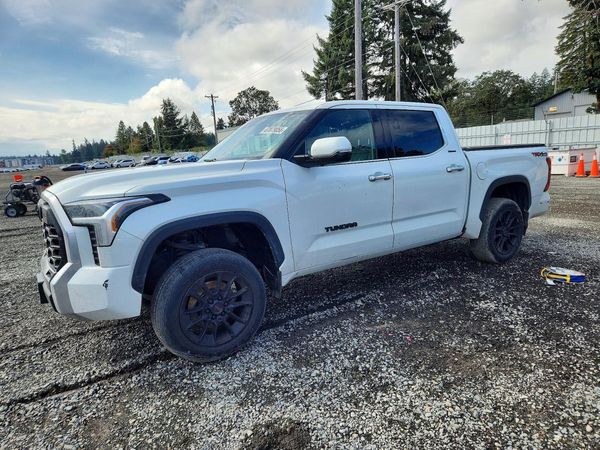 2023 TOYOTA TUNDRA