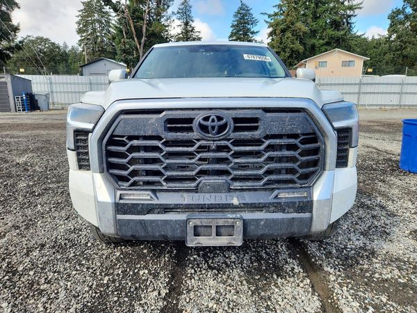 2023 TOYOTA TUNDRA