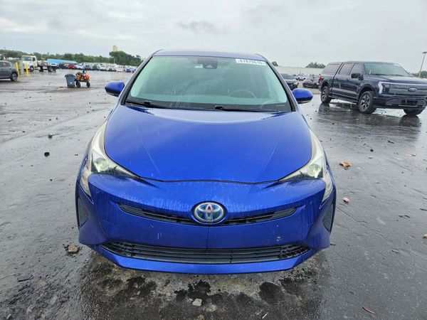2018 TOYOTA PRIUS