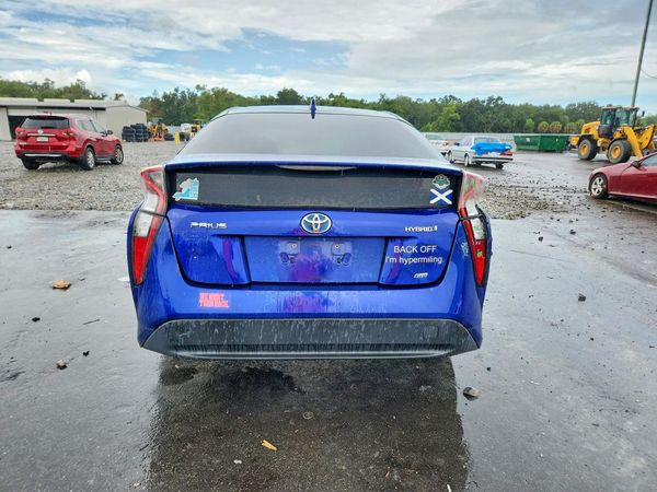 2018 TOYOTA PRIUS