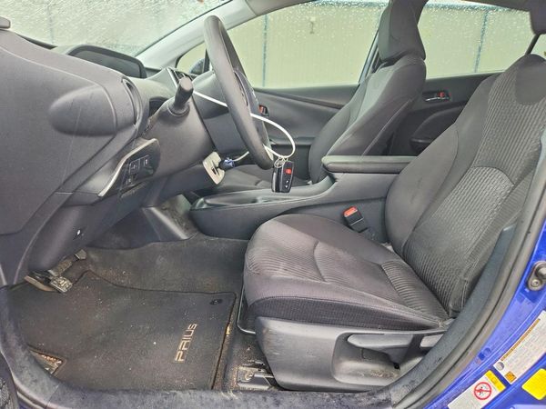 2018 TOYOTA PRIUS