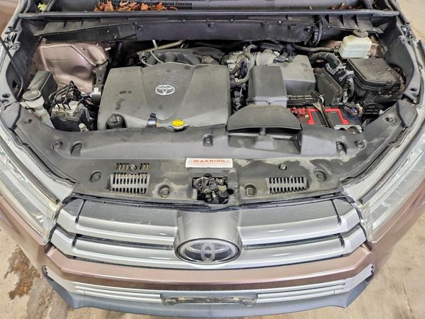 2017 TOYOTA HIGHLANDER