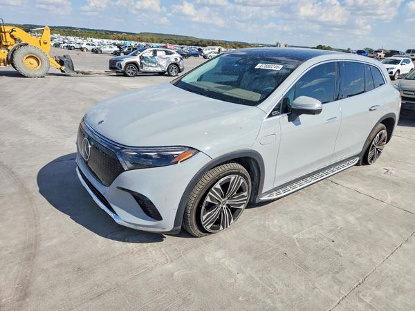 2023 MERCEDES-BENZ EQS SUV