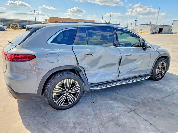 2023 MERCEDES-BENZ EQS SUV