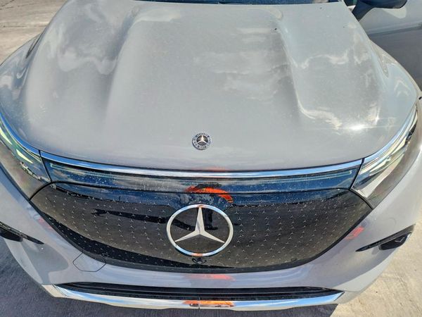 2023 MERCEDES-BENZ EQS SUV