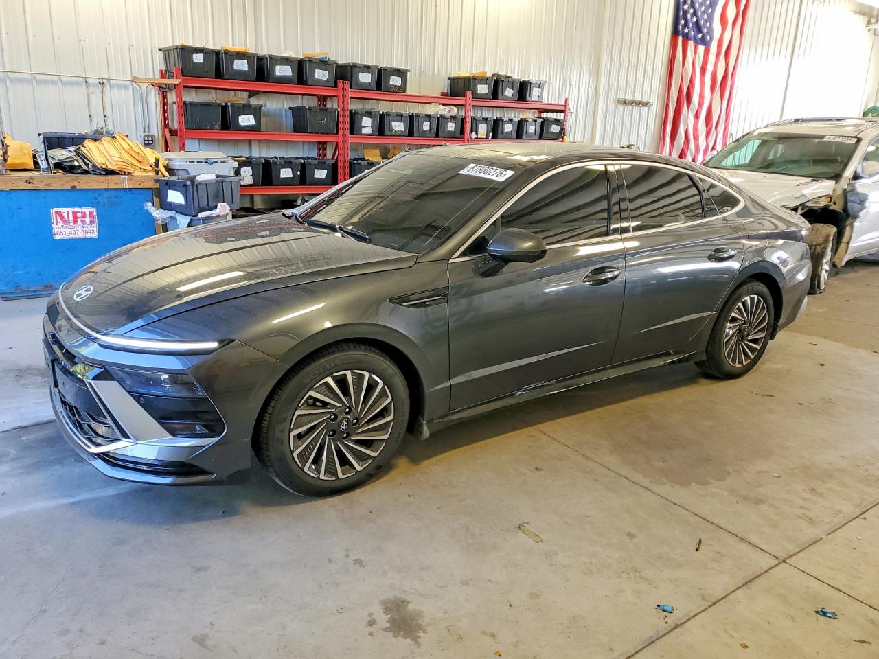 2025 HYUNDAI SONATA Limited — Front 3/4