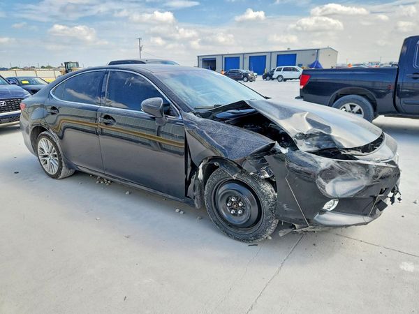 2015 LEXUS ES