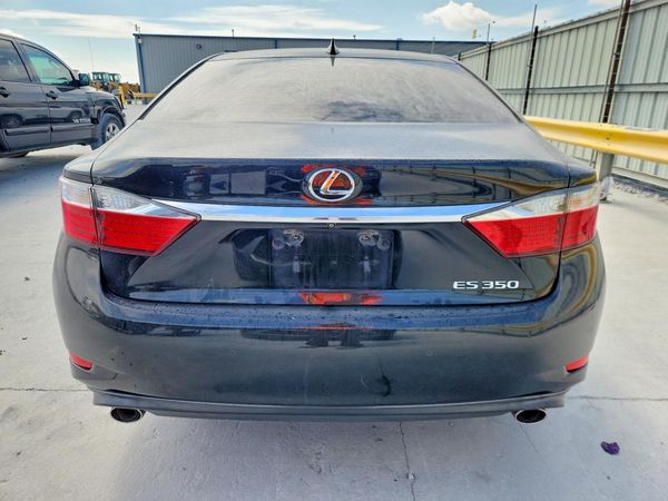 2015 LEXUS ES