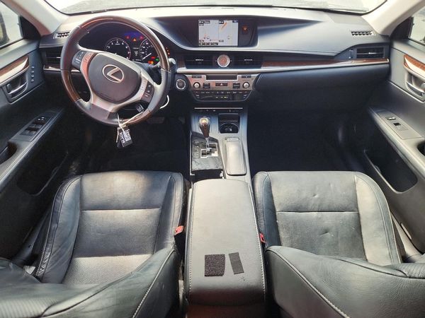 2015 LEXUS ES