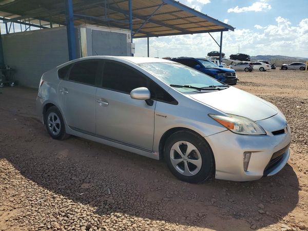2014 TOYOTA PRIUS