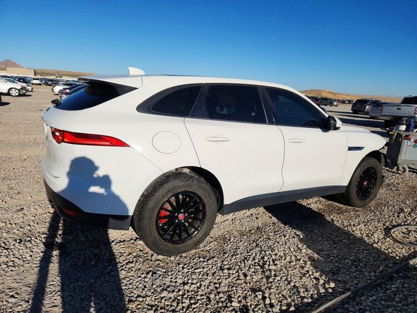 2017 JAGUAR F-PACE Base