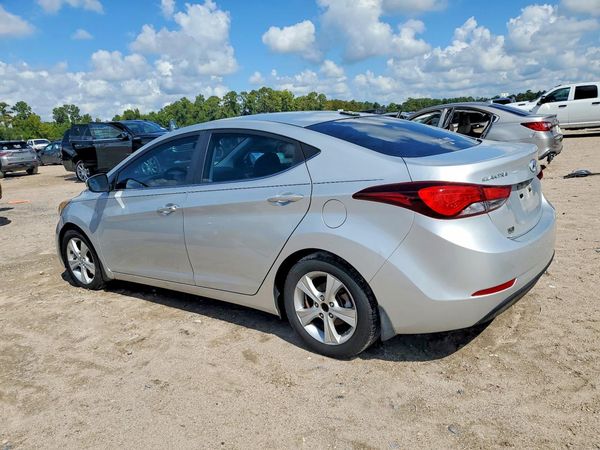 2016 HYUNDAI ELANTRA