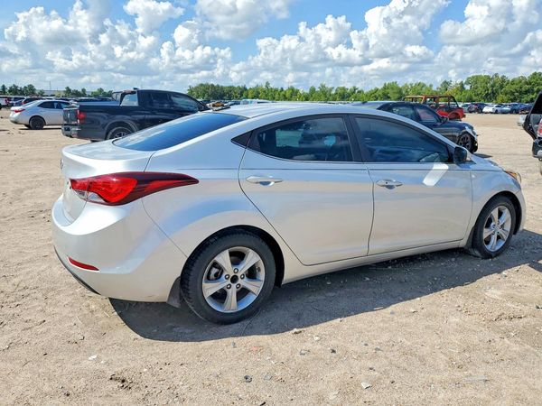 2016 HYUNDAI ELANTRA