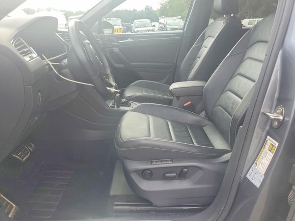 2021 VOLKSWAGEN TIGUAN — DENT
