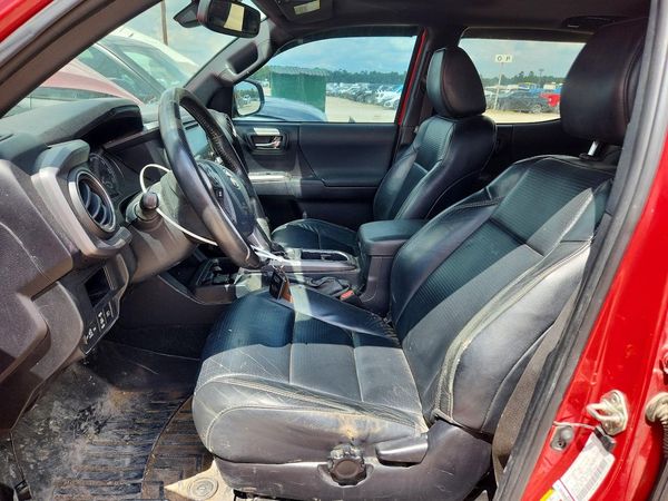 2019 TOYOTA TACOMA