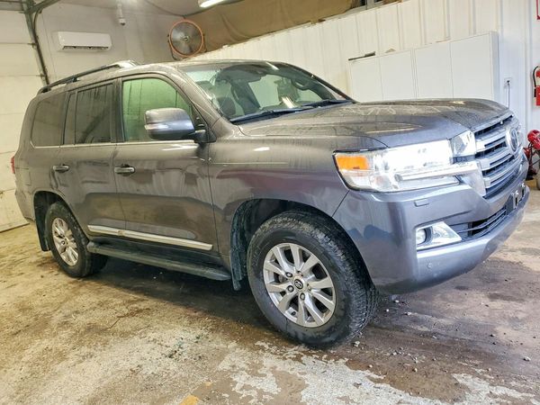 2016 TOYOTA LAND CRUISER VX-R