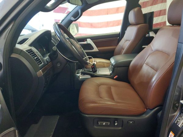 2016 TOYOTA LAND CRUISER VX-R