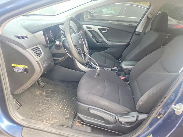 2016 HYUNDAI ELANTRA — DENT
