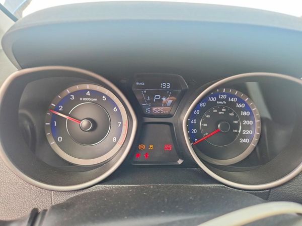 2016 HYUNDAI ELANTRA — ODOM