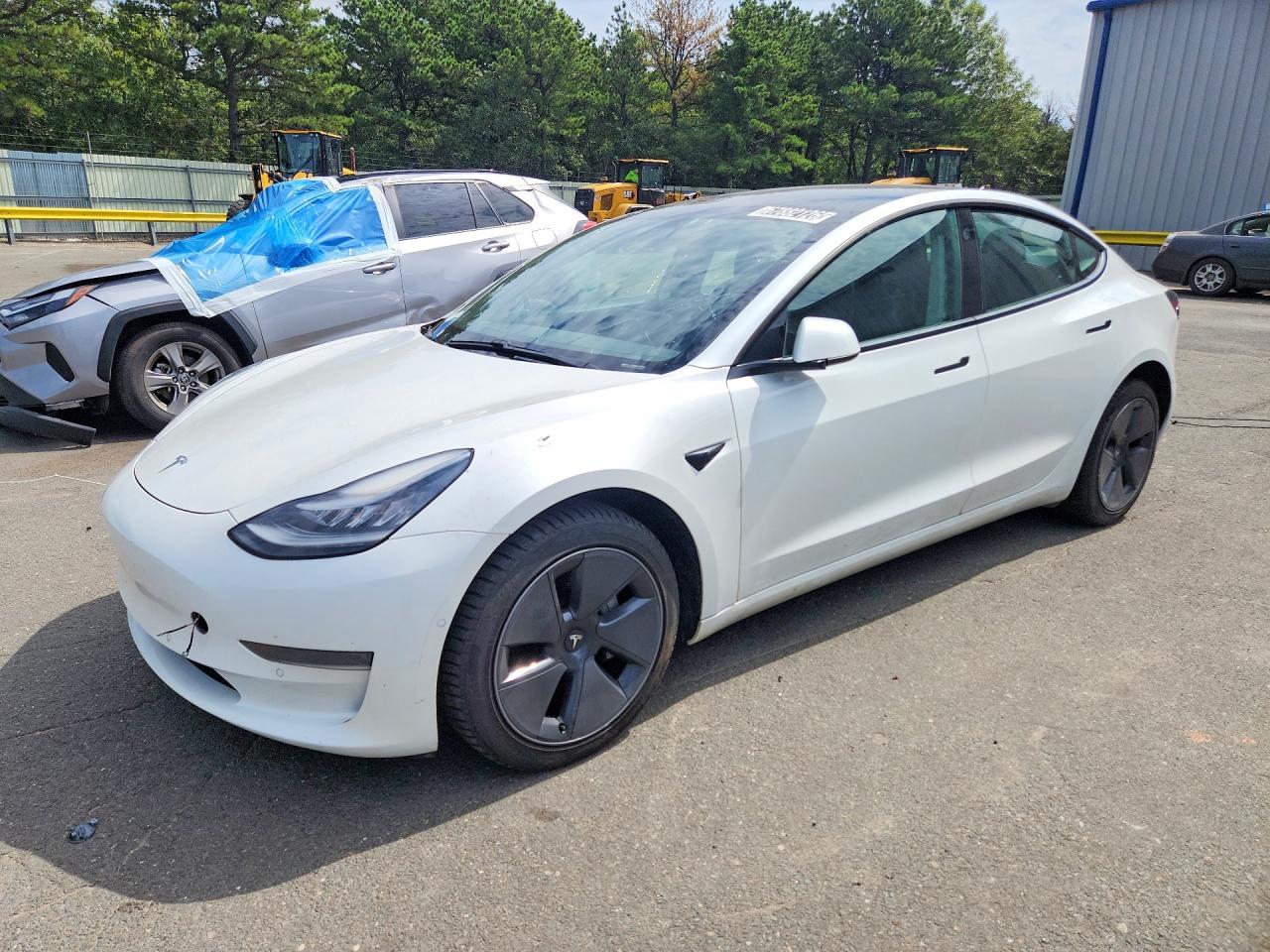 2021 TESLA MODEL 3 — Front 3/4