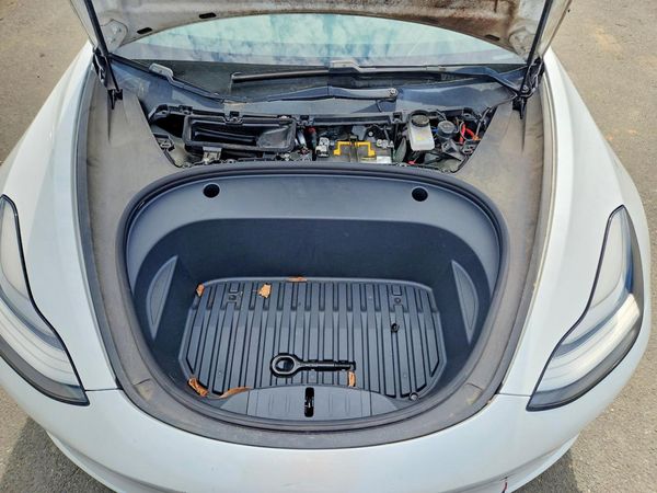 2021 TESLA MODEL 3 — Engine bay