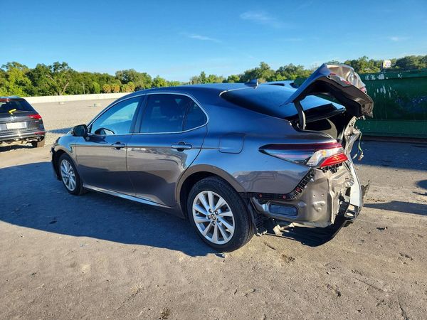 2024 TOYOTA CAMRY